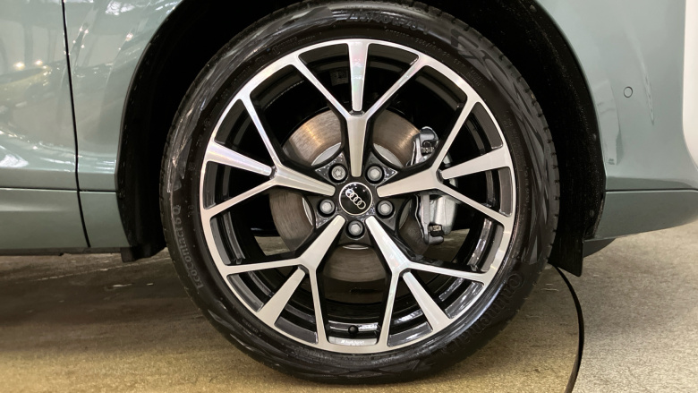 Audi Q3 2.0 TDI S Line 5dr S Tronic Diesel Estate